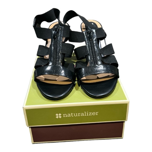 Naturalizer Black Sandals Size 11. - Picture 2 of 6